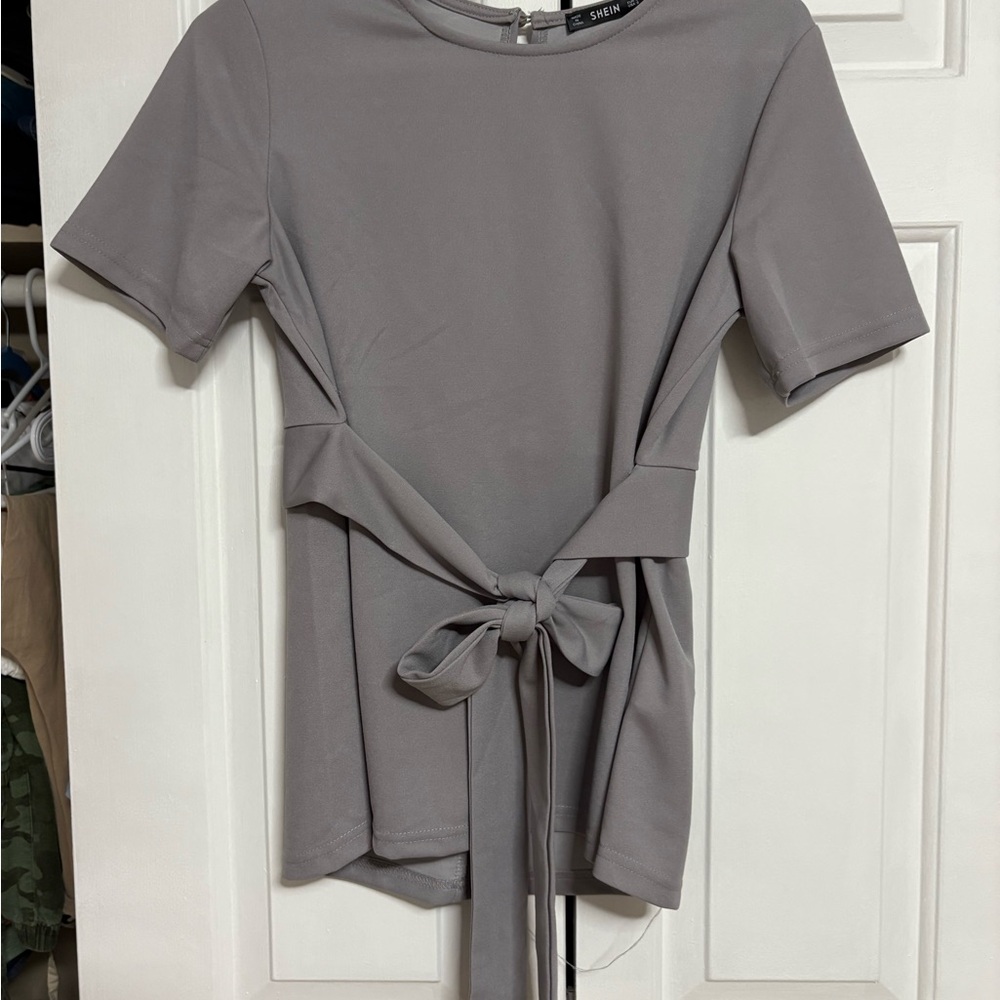 SHEIN Gray Tie Front Asymmetrical Blouse